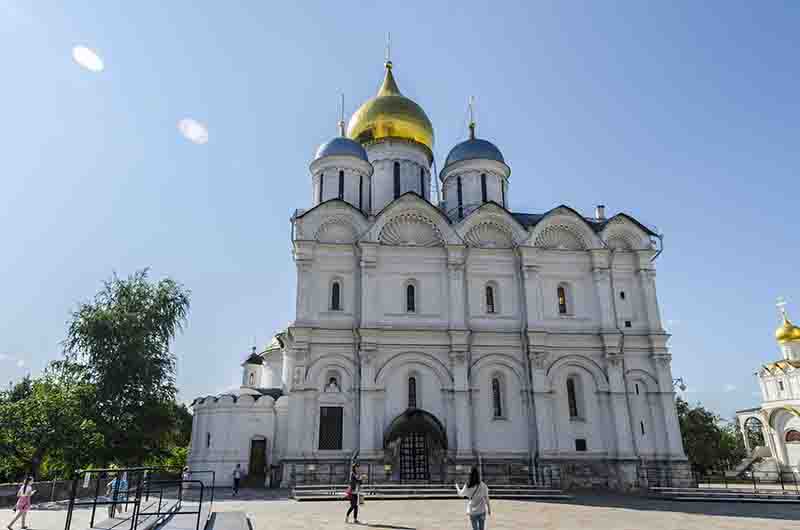 61 - Rusia - Moscu - Kremlin - catedral del Arcangel